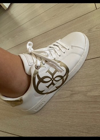 Orjinal Beyaz Guess Kadın Spor Ayakkabı - Görsel 6