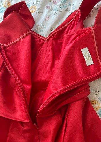 Kırmızı Drapeli Uzun Abiye Elbise - Görsel 3