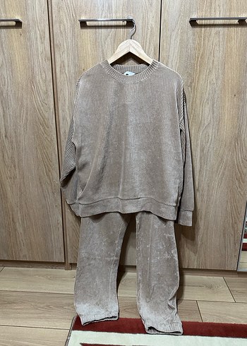 Kusursuz h&m kadife takım