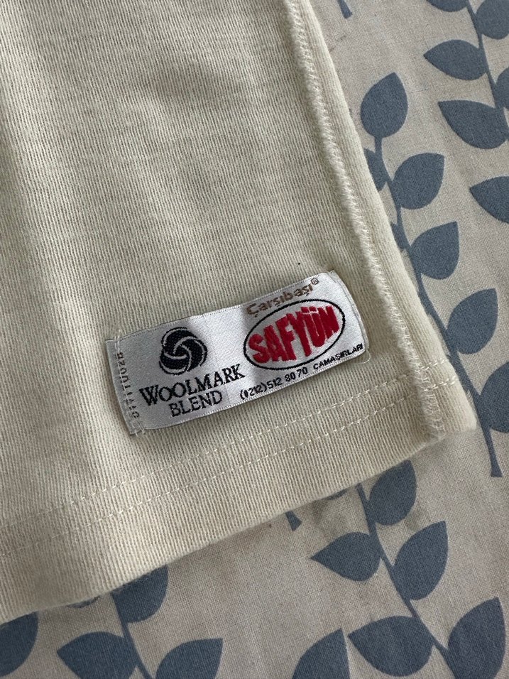 Sıfır yün atlet içlik 8 yaş - Görsel 2