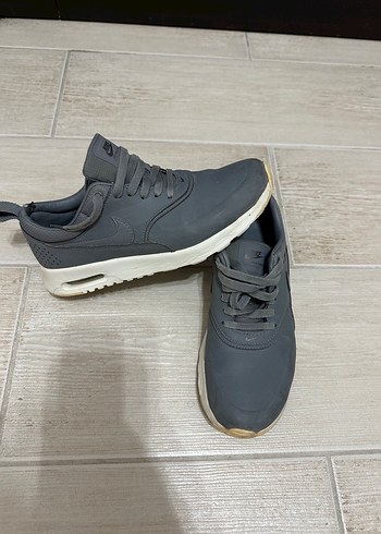 36,5 Beden Kusursuz nike air max Spor Ayakkabı