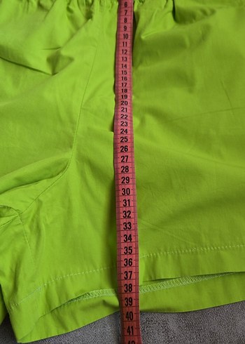 Parlak Yeşil Rahat Kesim Hamile Şortu - Görsel 4