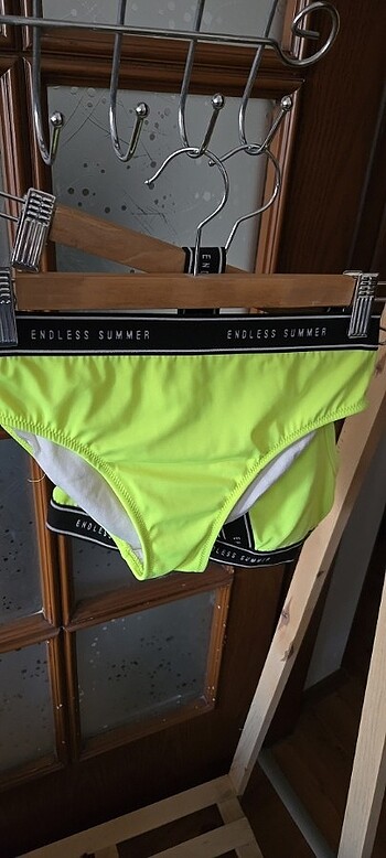11-12 Yaş Beden yeşil Renk Bikini takımı