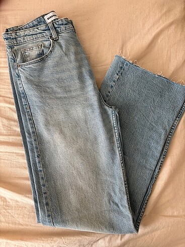Bershka açık mavi jean
