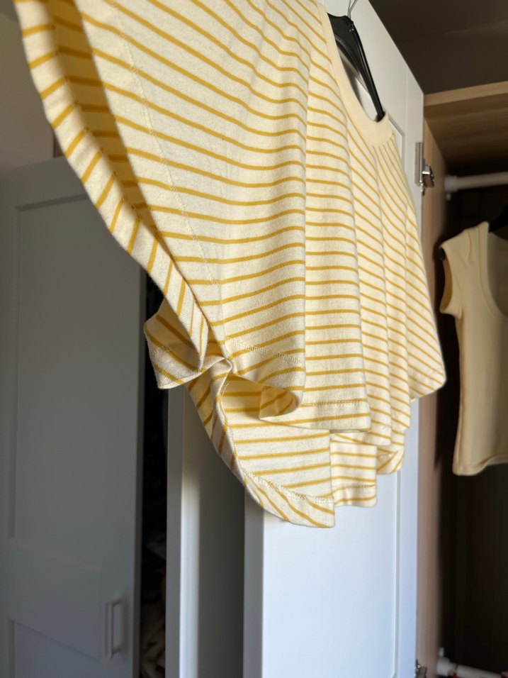 Sarı Çizgili Kısa Kollu Kadın Tişört - Görsel 2