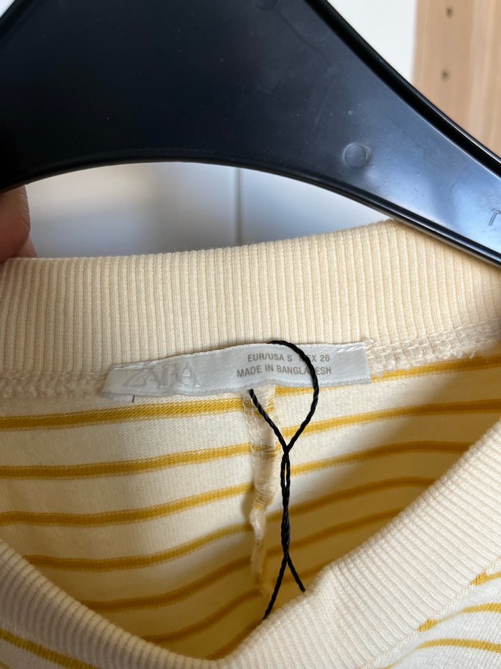 Sarı Çizgili Kısa Kollu Kadın Tişört - Görsel 4