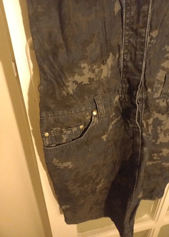 Kadın Kamuflaj Desenli Koyu Kahverengi Denim Tulum - Görsel 2