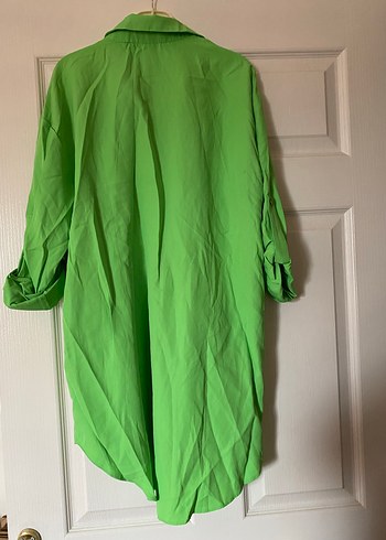 Neon Yeşil Gömlek Trendyolmila etiketli - Görsel 3