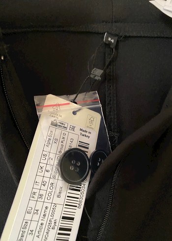 Siyah paça detaylı Kadın Kumaş Pantolon - Görsel 3