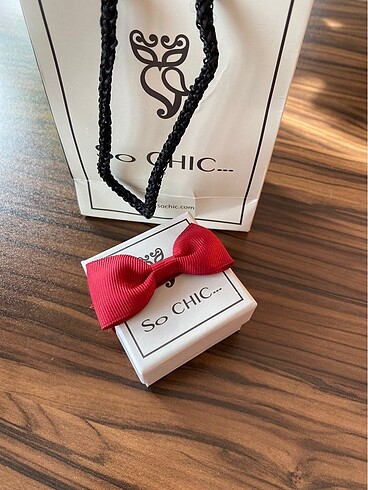 So Chic So chıc fatma ana eli temalı küpe