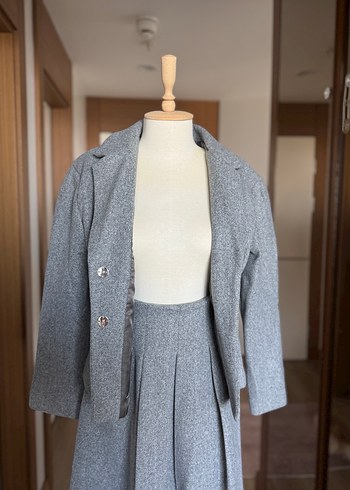 Gri Kadın Keten Düğmeli Ofis Takım - Görsel 4