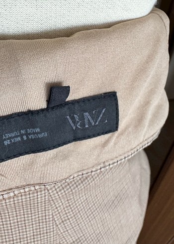 Bej Düğmeli Straplez ve Şort - Görsel 9