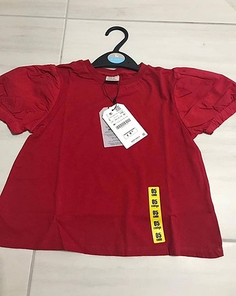 Zara tshirt 