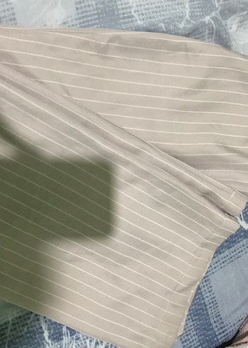 Düğmeli Bej Çizgili Kumaş Takım - Görsel 3