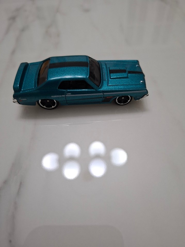 HOT WHEELLS 
Araba. - Görsel 4