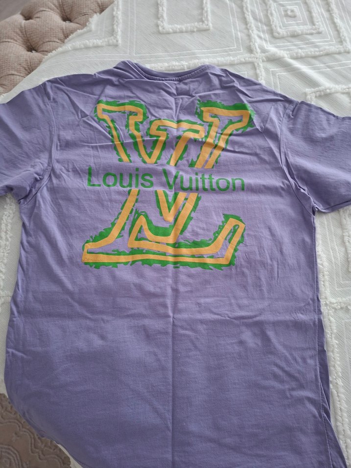 Pastel Renkli Baskılı Kadın Tişörtü - Görsel 2