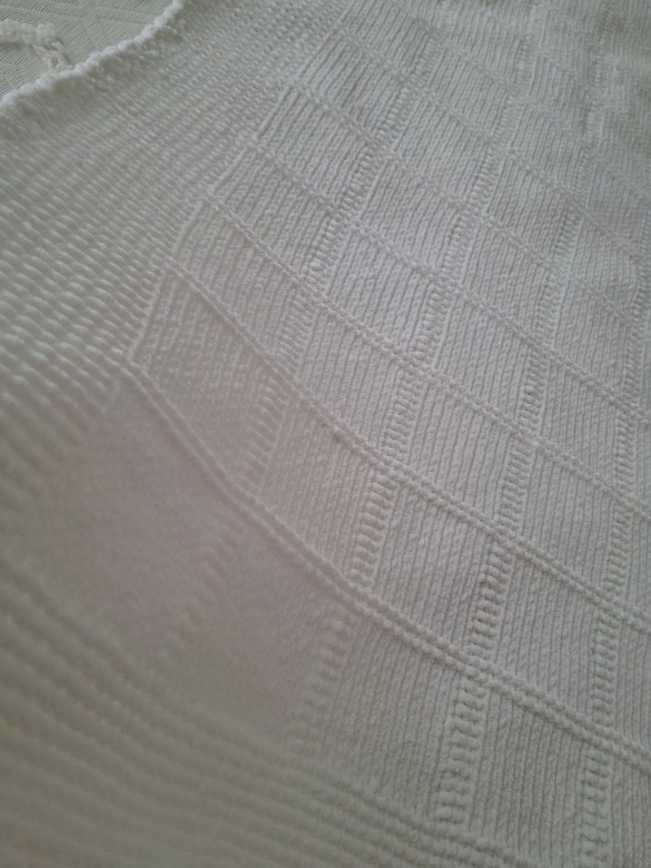 şişle örülmüş bebek battaniye beyaz puff ip - Görsel 3