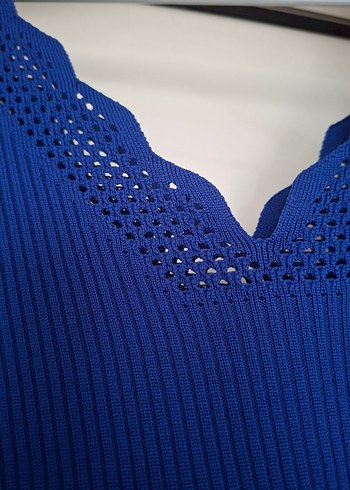 Dantel Detaylı Mavi V Yakalı Atlet bluz triko - Görsel 6
