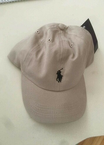  Beden siyah ve bej renk iki adet şapka Ralph Lauren 