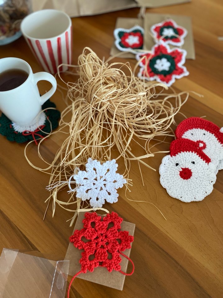 El Yapımı Noel Baba Temalı Bardak Altlıkları - Görsel 3