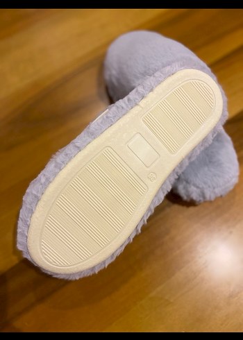 Kadın Gri Peluş Ev Terliği - Görsel 3