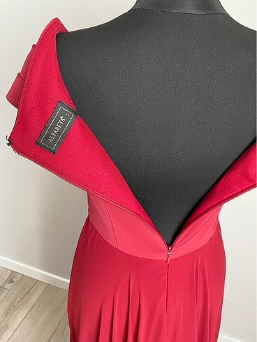 Alfabeta Kırmızı Gece Elbisesi - Görsel 9