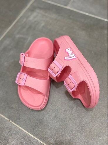 Love Detay Pembe Kız Çocuk Terliği