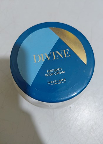 Divine ve Eclat Parfümlü Vücut Kremleri 250 ml adet fiat - Görsel 3