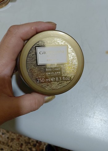 Divine ve Eclat Parfümlü Vücut Kremleri 250 ml adet fiat - Görsel 2