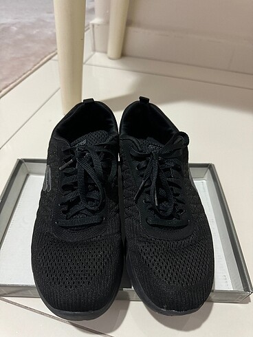 Skechers Skechers marka siyah renkli kadın spor ayakkabı