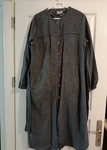 Düğmeli Uzun Gri Kadın Kaban - Görsel 2