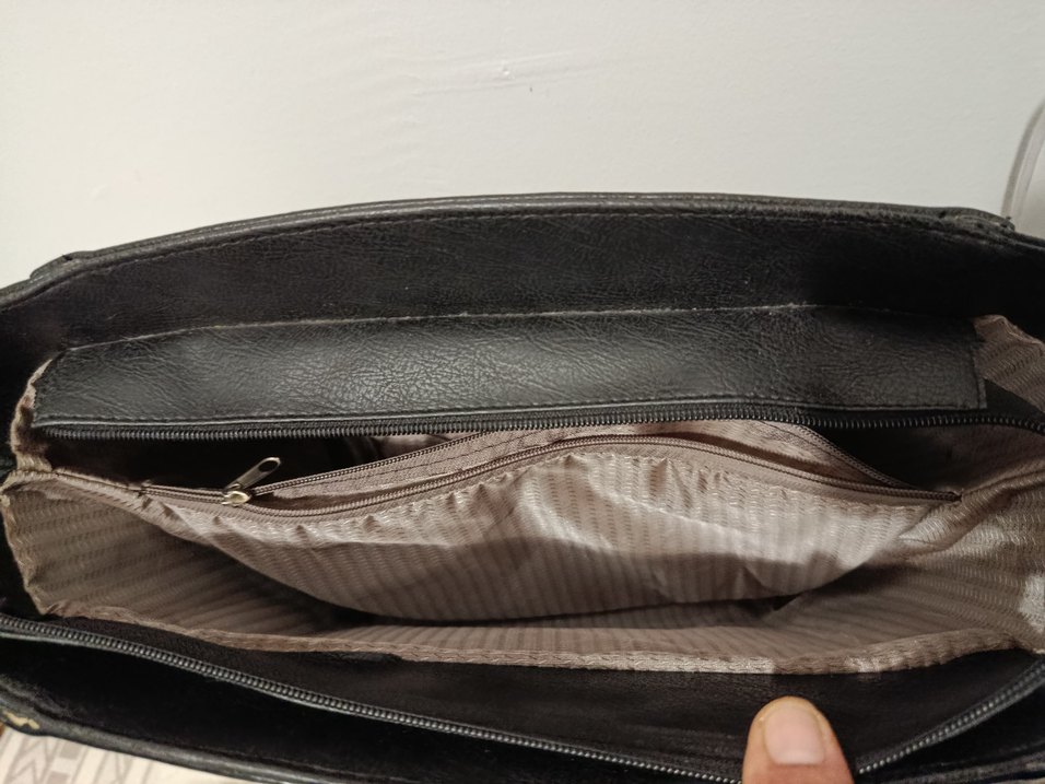 Fermuarlı Siyah Deri Şık Kadın Çantası - Görsel 2