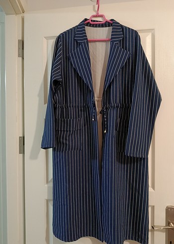 Düğmeli Çizgili Uzun Denim Ceket - Görsel 2