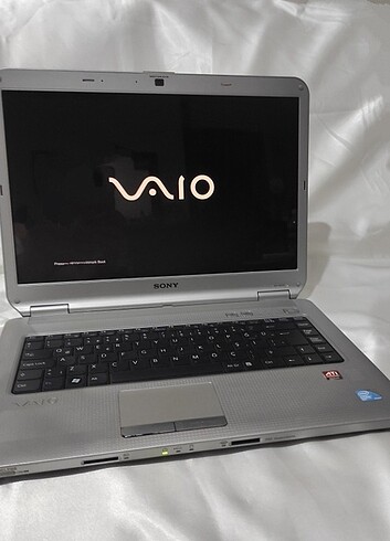Sony Sony Vaio 15.4 inç Laptop