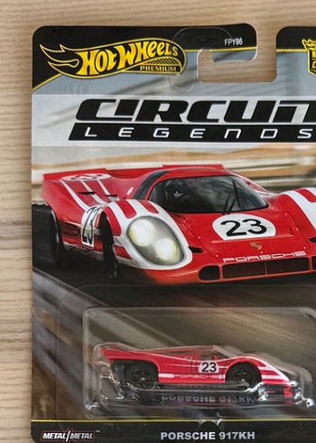 Parlak Kırmızı Porsche 917KH Oyuncak Araba