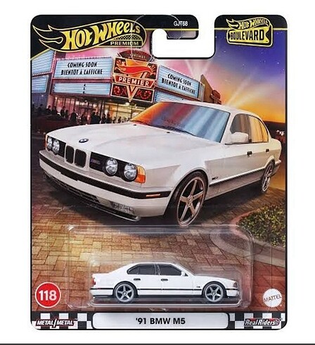 Premium boulevard bmw m5