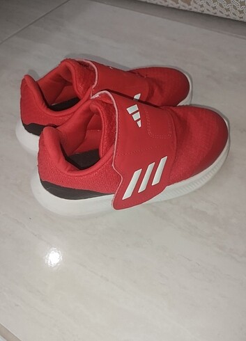 Adidas çocuk ayakkabısı 