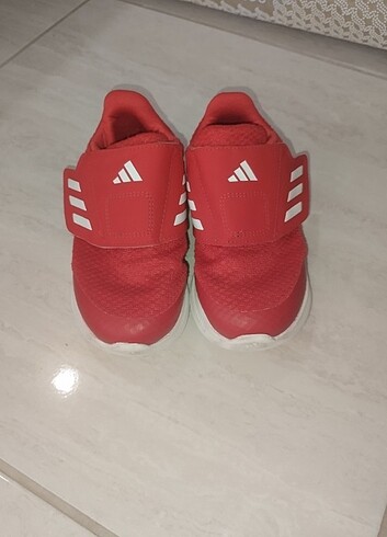 26 Beden Adidas çocuk ayakkabısı 