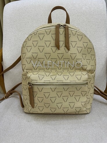 Valentino sırt çantası