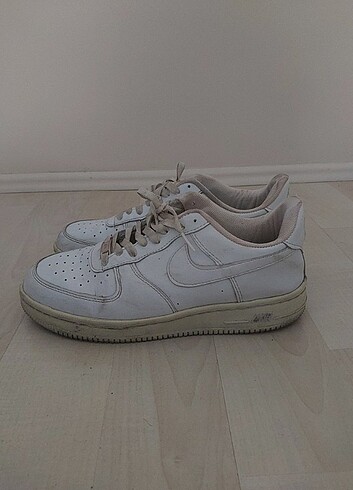 42 Beden Nike Airforce 1 Beyaz Spor Ayakkabı