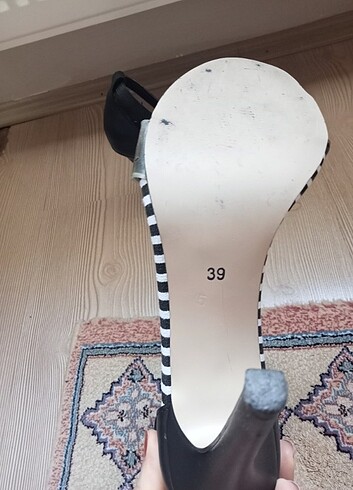 Zara Topuklu ayakkabı 