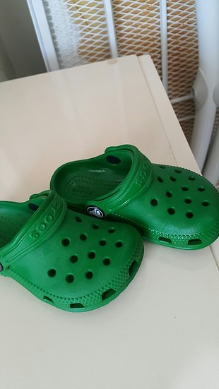 crocs bebek sandaleti