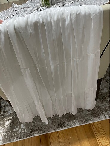 Beyaz pileli etek - Görsel 3