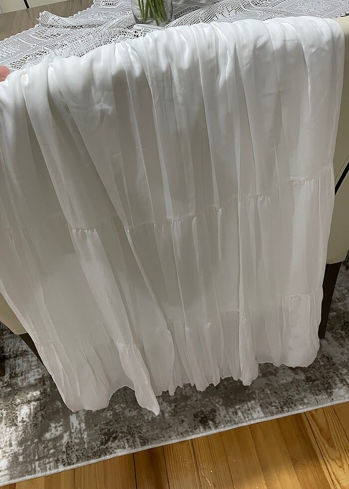 Beyaz pileli etek - Görsel 3