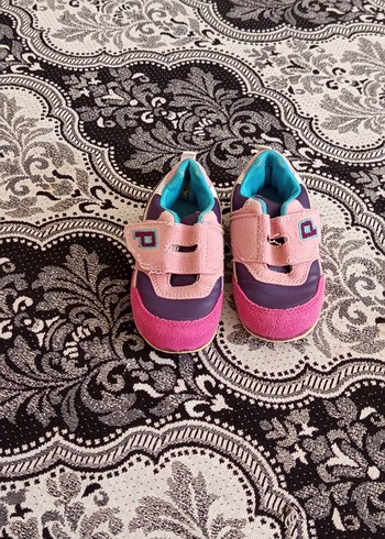 Kız Çocuk Pembe Velcro Bağcıklı Sneakers
