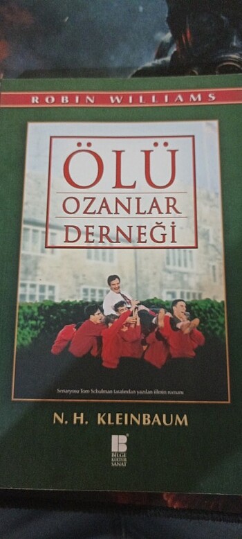 Ölü ozanlar derneği 