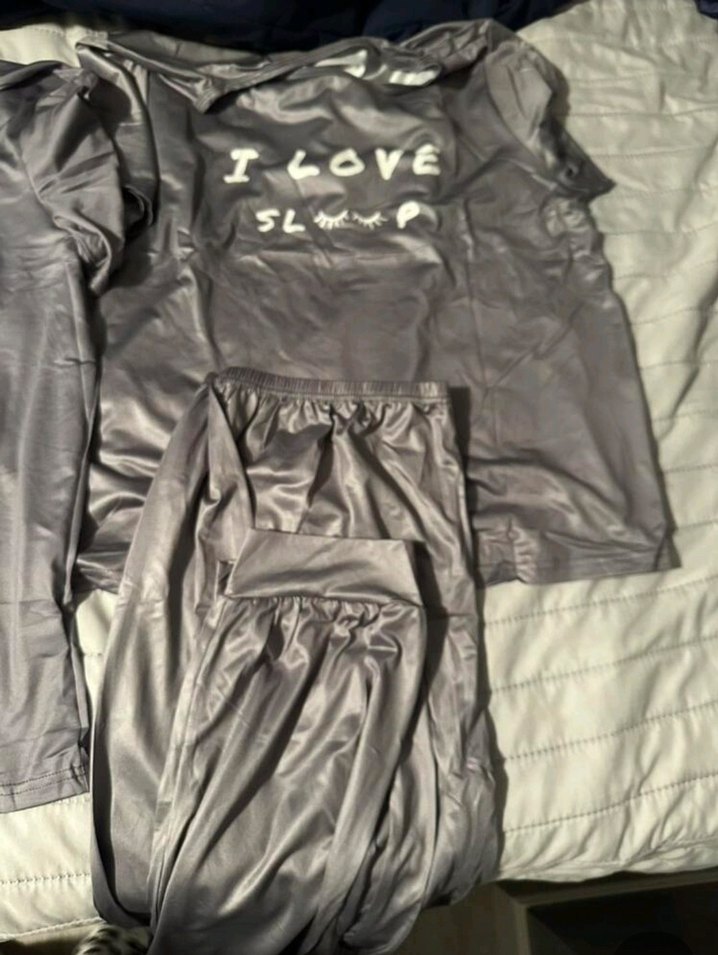 Diger Gri Baskılı Kadınva erkek Pijama Takımı - Görsel 5