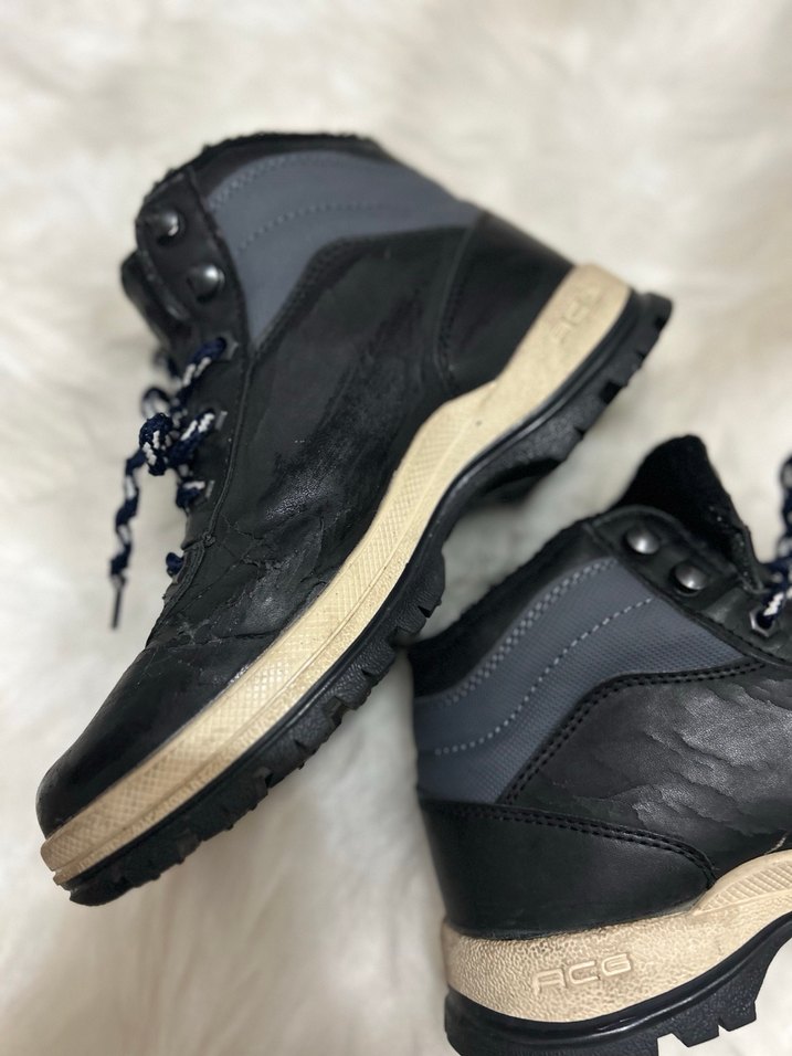 Siyah Kürklü Outdoor Bot - Görsel 4