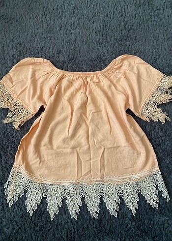 Dantel Detaylı Pembe Bluz - Görsel 2