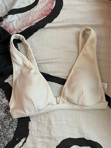 Defacto bikini